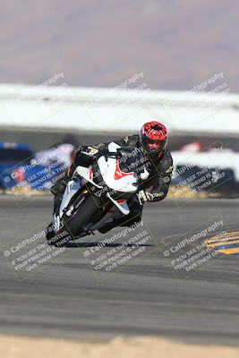 media/Jan-14-2024-SoCal Trackdays (Sun) [[2e55ec21a6]]/Turn 16 Set 2 (1125am)/